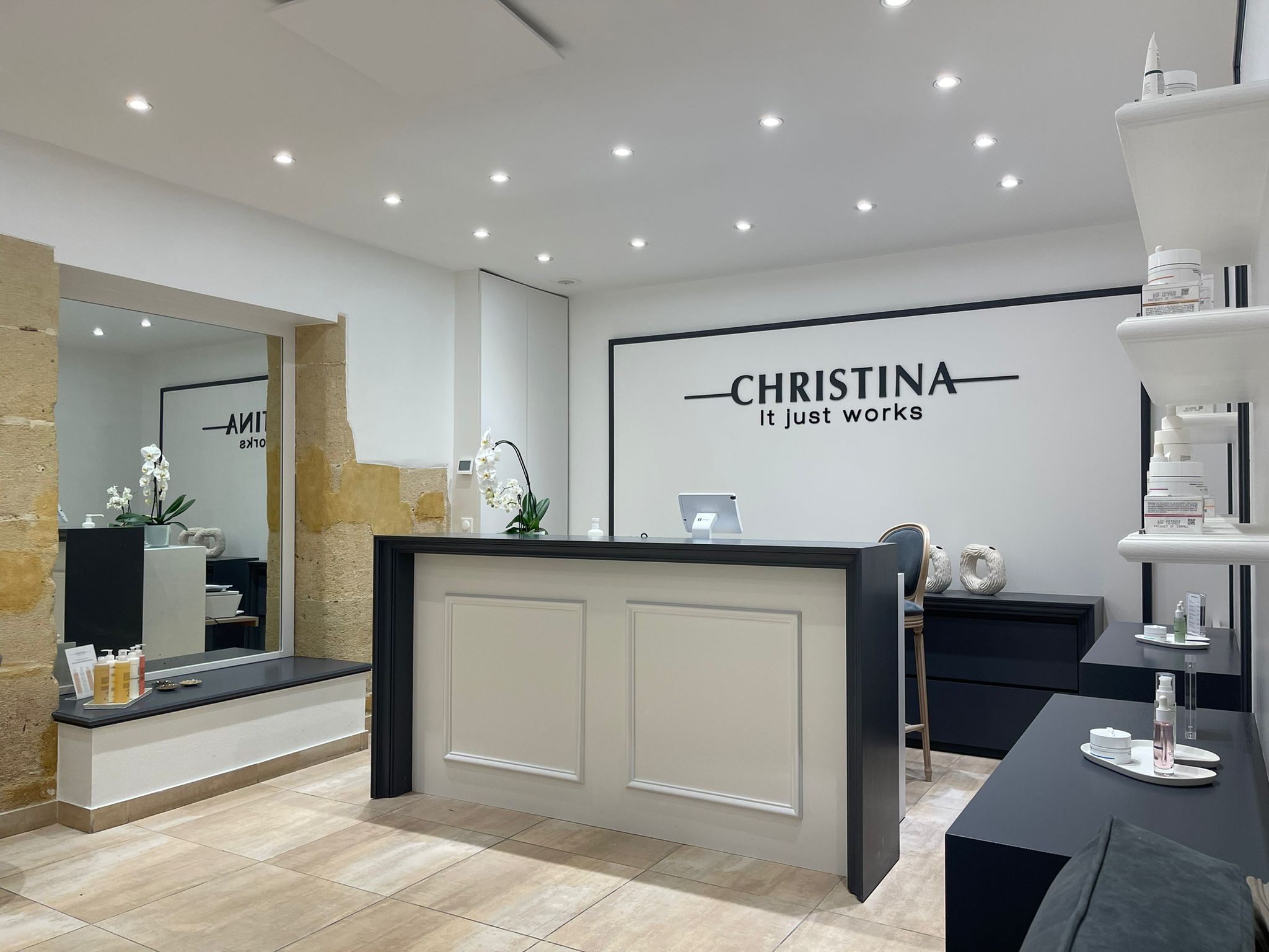 Tylko we wrześniu! Dodaj nowy zabieg do swojego gabinetu kosmetycznego i odbierz -30% na pełną linię profesjonalną