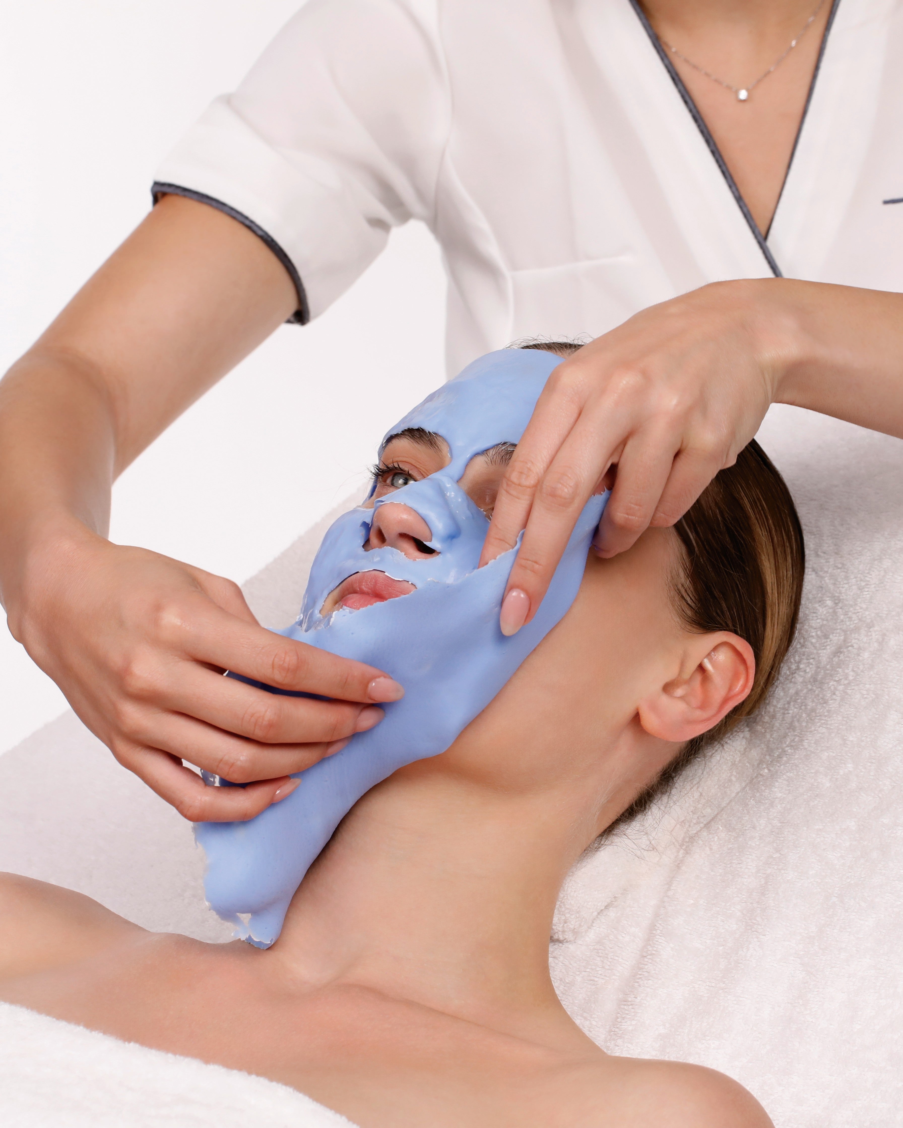 Nuance: precise anti-wrinkle action and skin regeneration