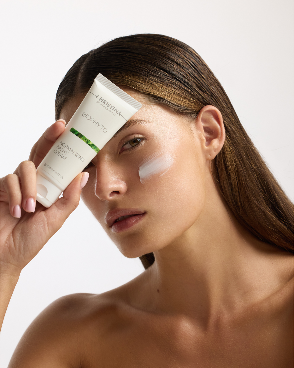 Regenerujący Krem na noc Christina z masłem shea